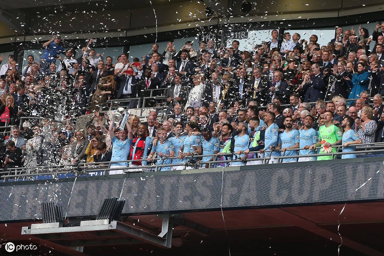 国际比赛日欧联焦点战，亚特兰大防线松动，赛场秩序良好，临场指挥获称赞(意超杯国际米兰与亚特兰大比赛预测)