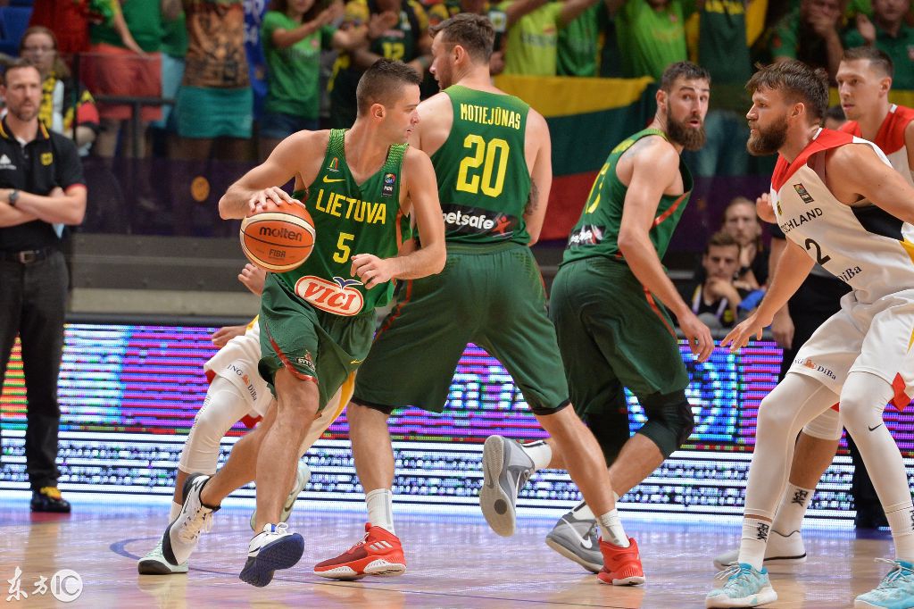 包含关键时刻托特纳姆备战欧篮联；外线爆发细节曝光；悬念犹存；高层口径保持一致的词条