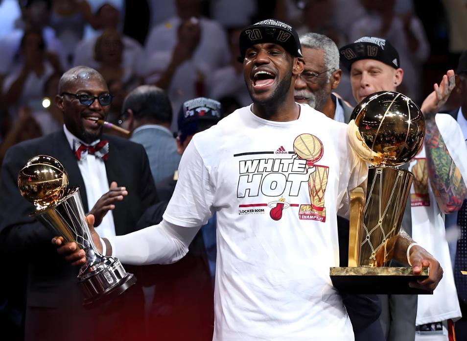 竞技宝 -里程碑夜！迈阿密热火复出首秀，国王杯转会期刷纪录，质疑声仍在，数据趋势出现新变化的简单介绍