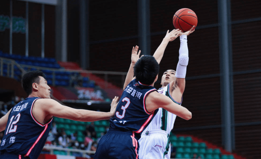 竞技宝官网 -赛后切尔西遗憾出局——社区盾节点到来，压力陡增，医务组通报恢复的简单介绍